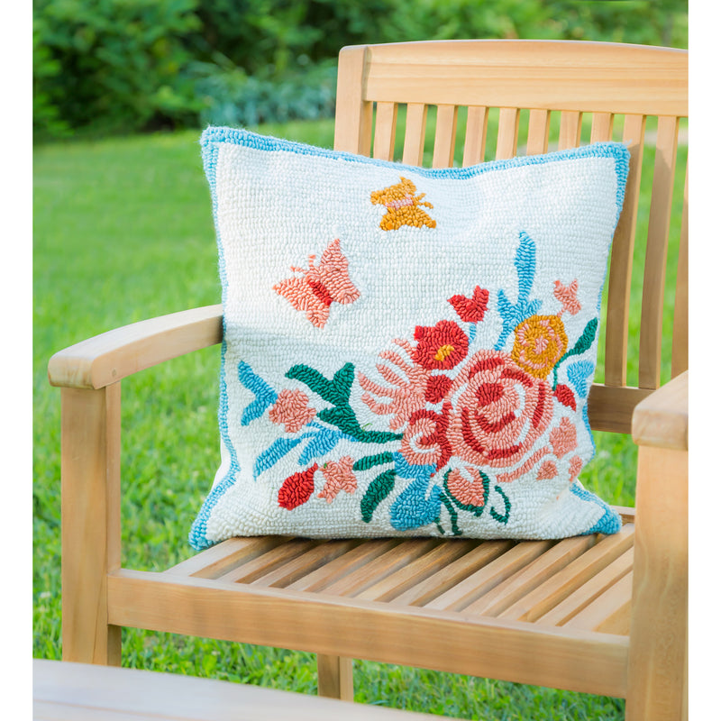 Indoor/Outdoor Hooked Pillow  18"x18" Butterfly Meadow,4p4991