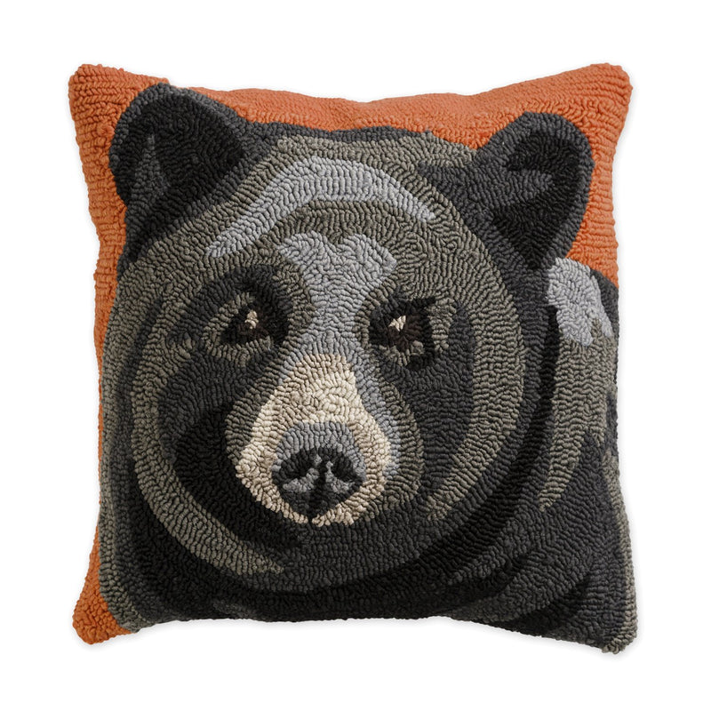 Indoor Outdoor Hooked Pillow Black Bear 18"x18",53u32