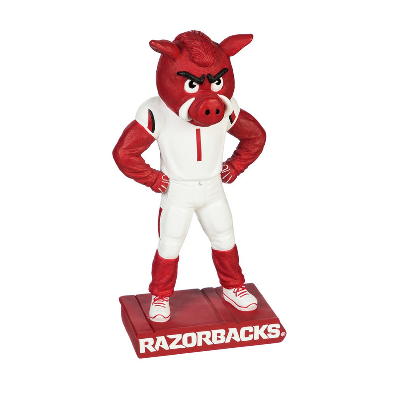 University of Arkansas, Mascot Statue,84911ms