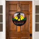 Baltimore Orioles Bigfoot Round Door Decor with Hanging Rope, 18x18