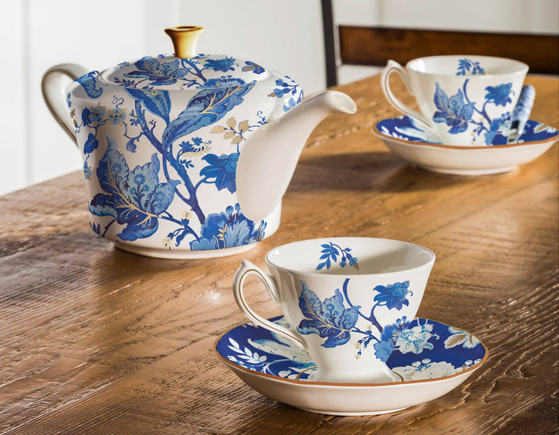 Bone China Teapot,  37 OZ, Blue Floral Toile,3ete6861