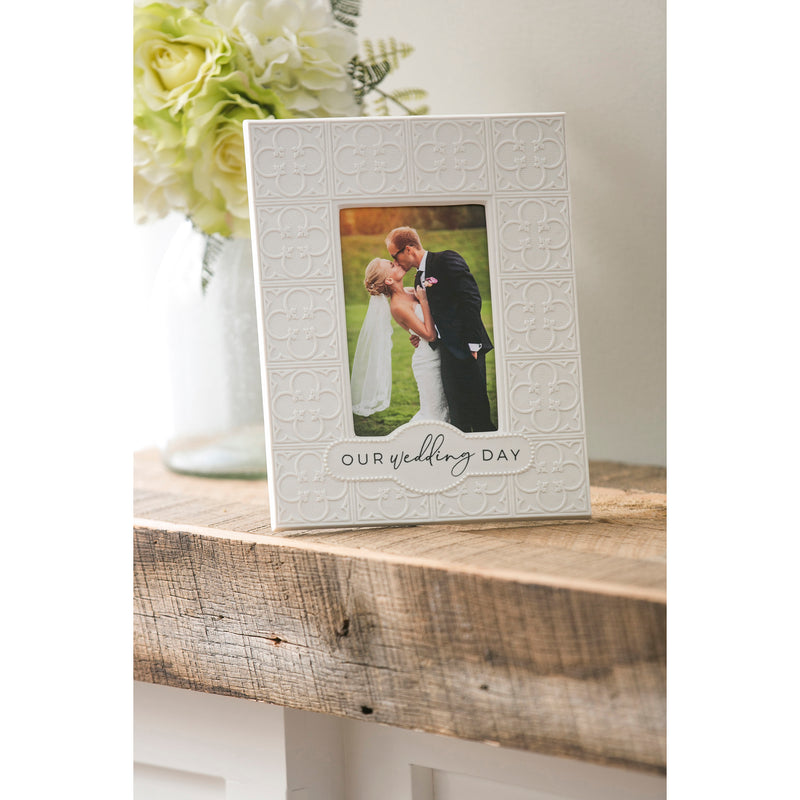 Embossed Tile Bisque Porcelain Picture Frame, 4'' x 6'', Our Wedding Day,3pf023